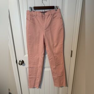 NWT Gloria Vanderbilt Women's Amanda Mix Paper Classic Rise
Tapered Leg Sz 8